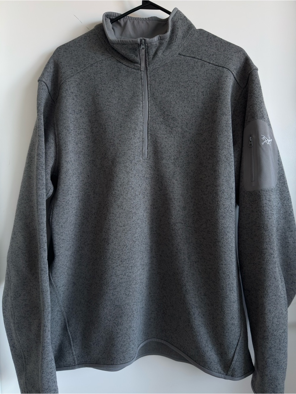 Arc'teryx Men's Gray Covert Quarter-Zip Tech Sweater